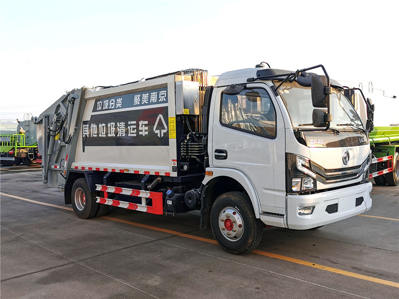 东风9方压缩垃圾车